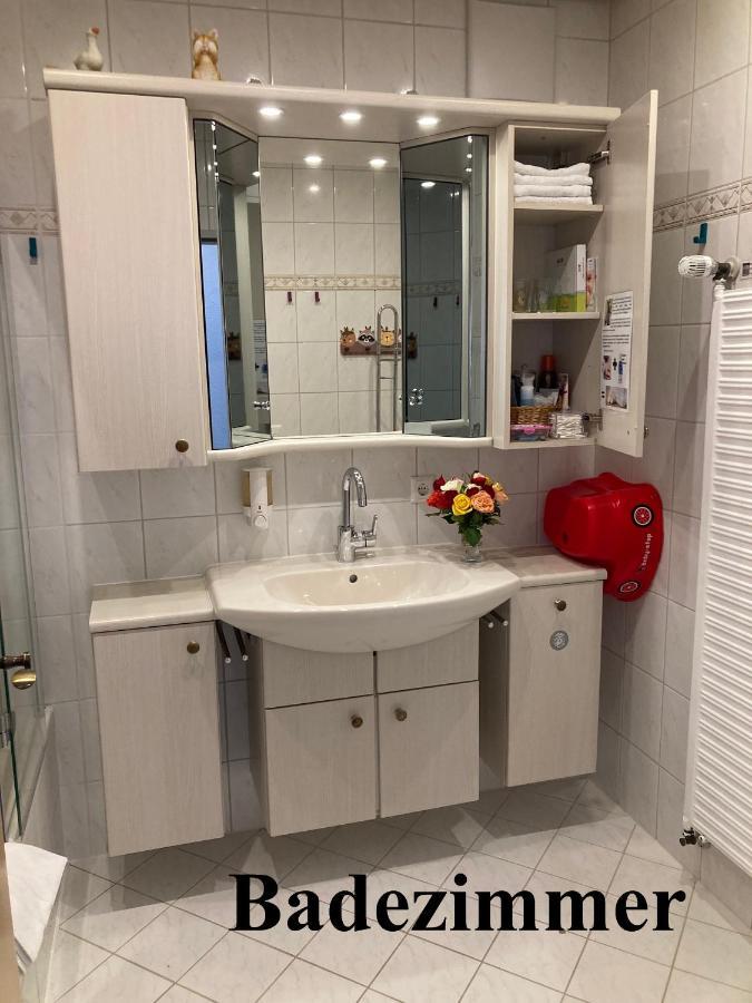 4-Zimmer Kinderfreundliche Ferienwohnung Friedrichshafen Bagian luar foto